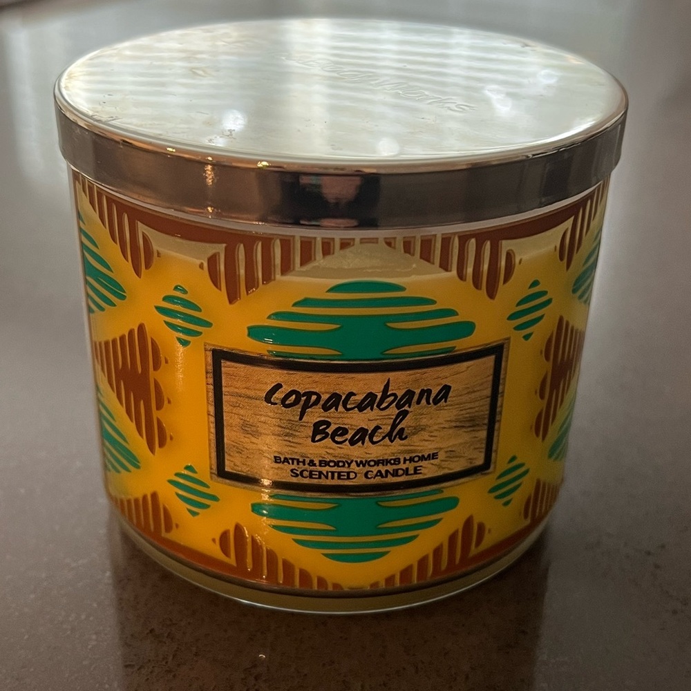 Bath & Body Works Copacabana Beach 3 Wick Candle New